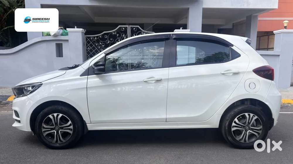 Tata Tiago 1.05 Revotorq Xt, 2022, Petrol