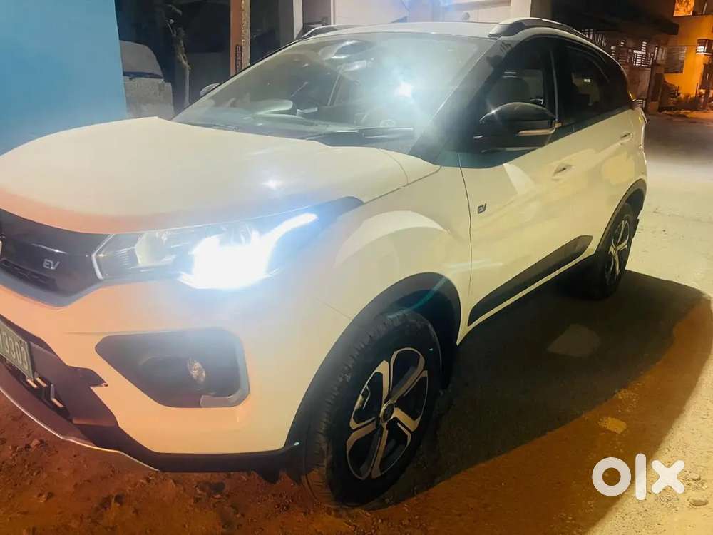 Tata Nexon Ev Nov 2021 Regtion 2022 Electric Well Maintained