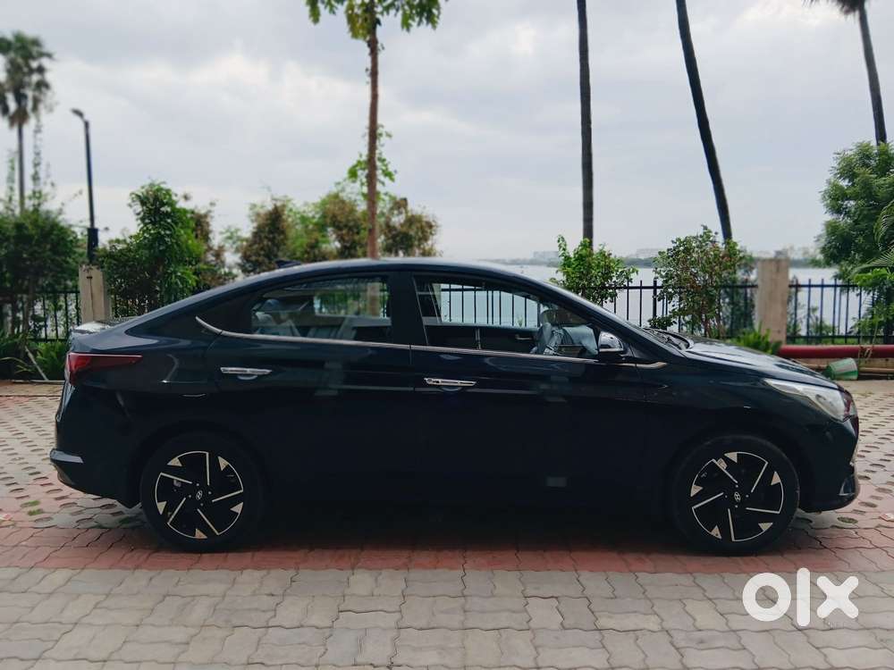 Hyundai Verna 1.5 Sx (o) Petrol Mt, 2022, Petrol