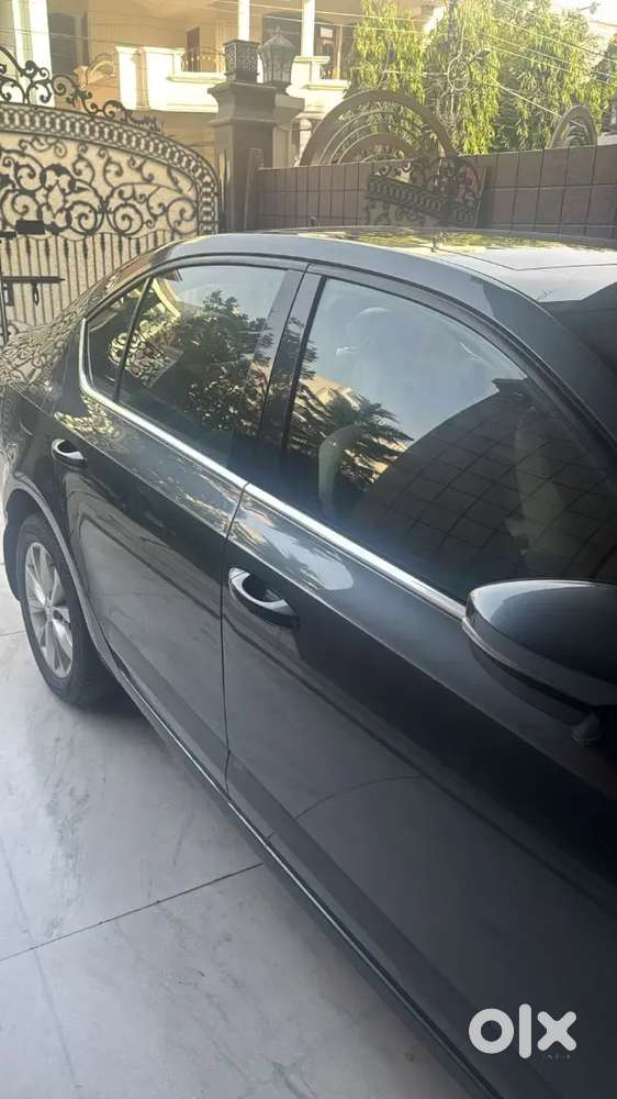 Skoda Octavia 2017 Petrol 15,600 Km Single Owner  Showroom Condition