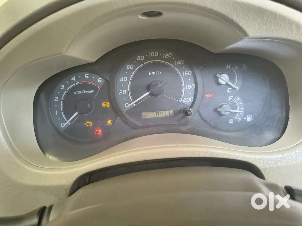 Toyota Innova 2005 2.5 E