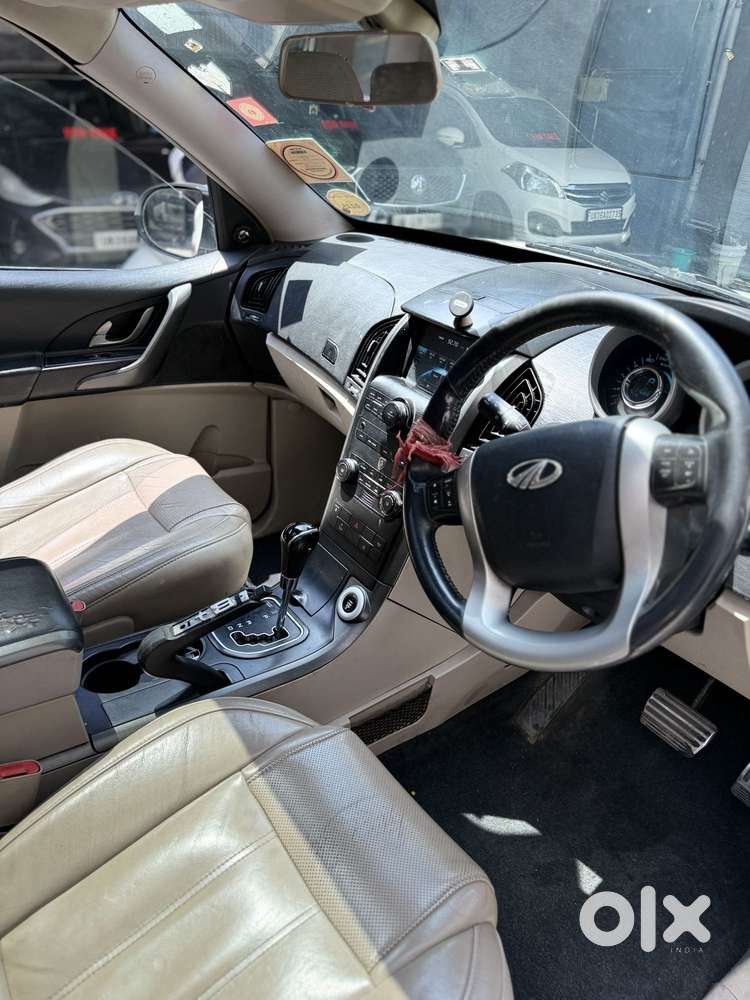 Mahindra Xuv500 2.2 W10 Sportz Edition At, 2017, Diesel