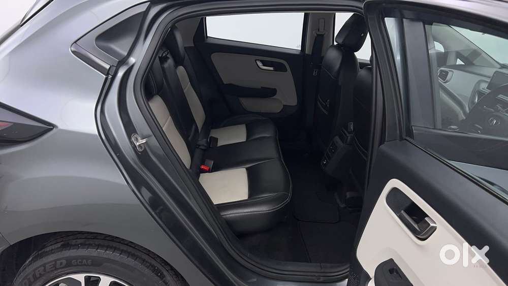 Tata Altroz Xza Petrol, 2023, Petrol