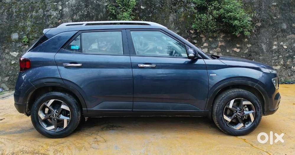 Hyundai Venue Sx Plus Turbo Dct, 2022, Petrol