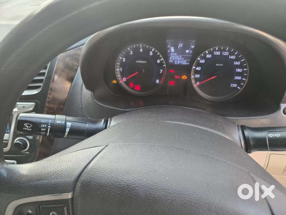 Hyundai Verna 1.6 Vtvt Sx, 2016, Petrol