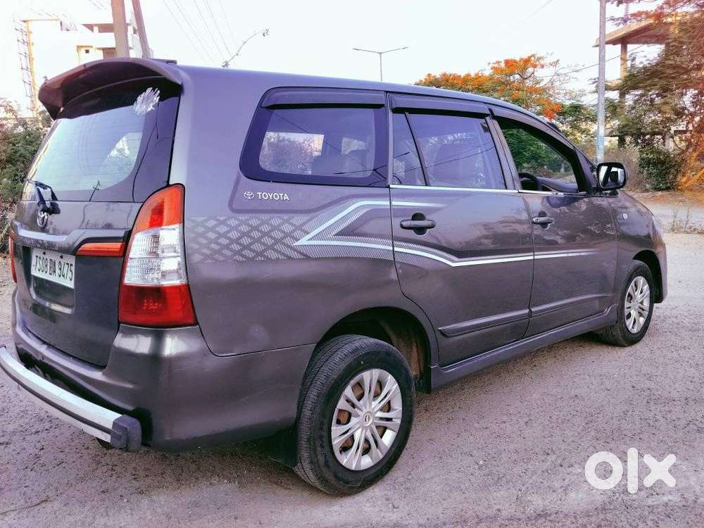 Toyota Innova 2012-2013 2.5 E Diesel Ps 8-seater, 2014, Diesel