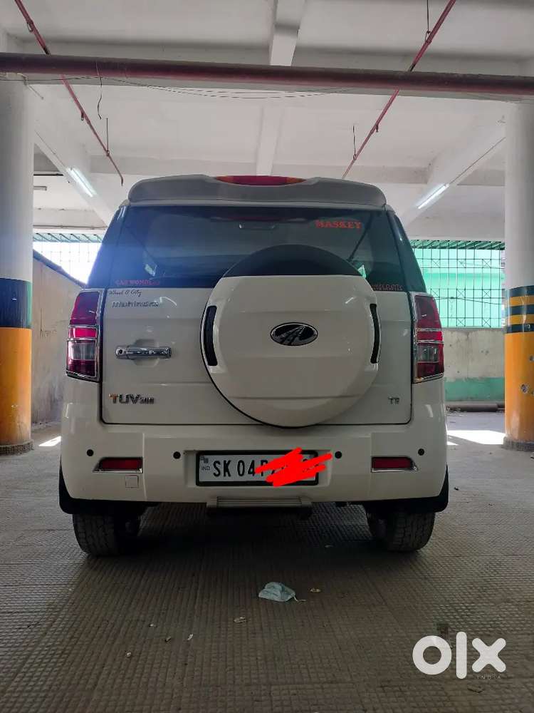 Mahindra Tuv 300 2016 Diesel 70879 Km Driven