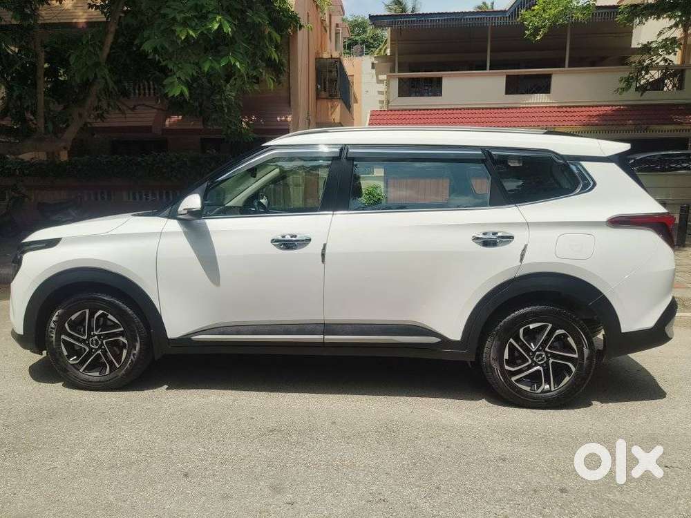 Kia Carens 1.4 Luxury Plus 6 Str, 2023, Petrol