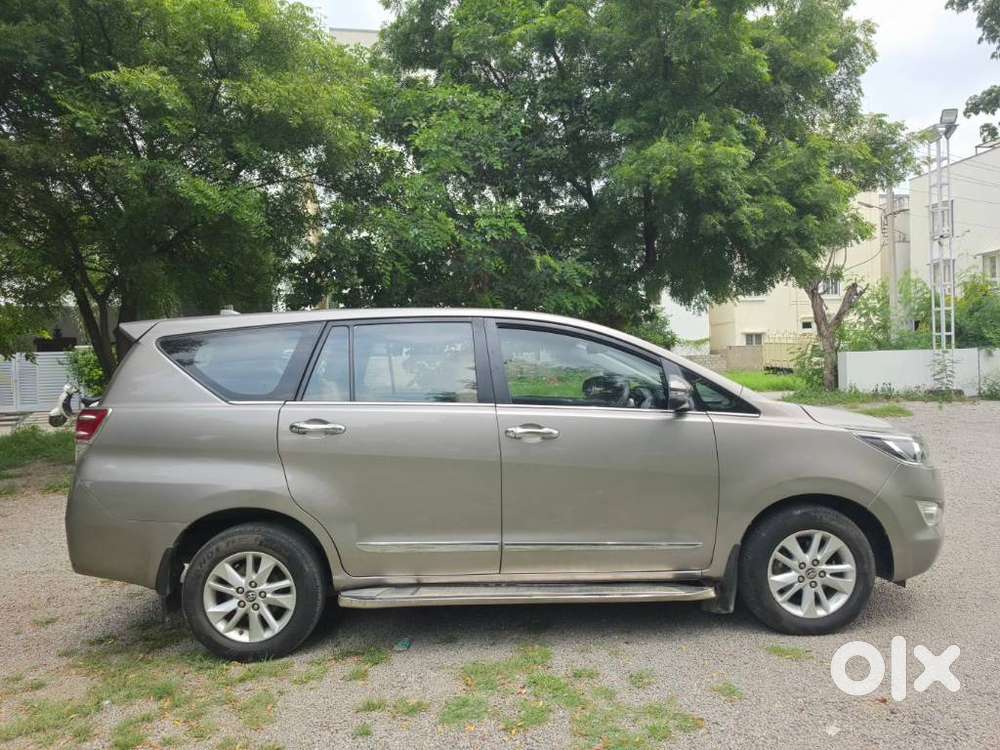 Toyota Innova Crysta 2.4 G Mt 8s, 2017, Diesel