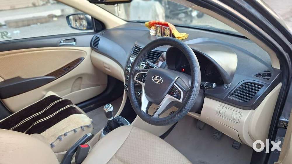 Hyundai Verna Diesel Manual 2012 Top Modal Push Baten