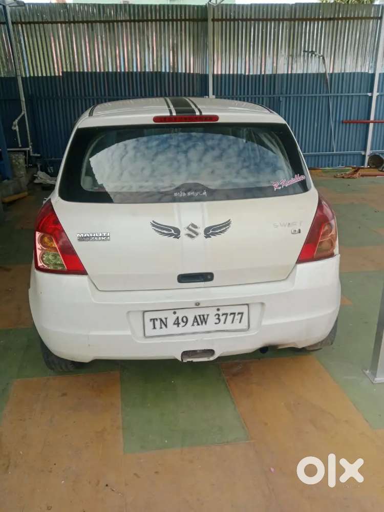 Maruti Suzuki Swift Dzire 2010