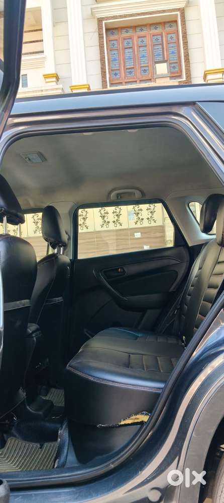 Maruti Suzuki Brezza, 2022, Petrol