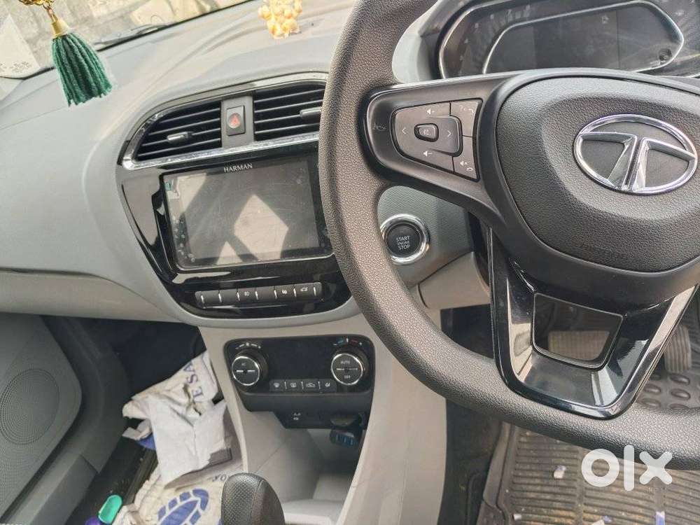 Tata Tigor Xza Plus, 2022, Petrol