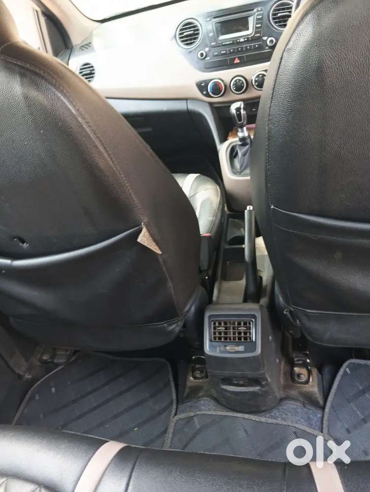 Hyundai Grand I10 2016 Diesel Well Maintained