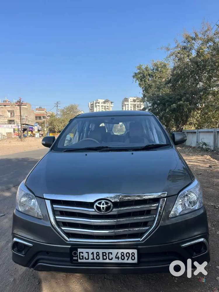 Toyota Innova 2014 Diesel Well Maintained