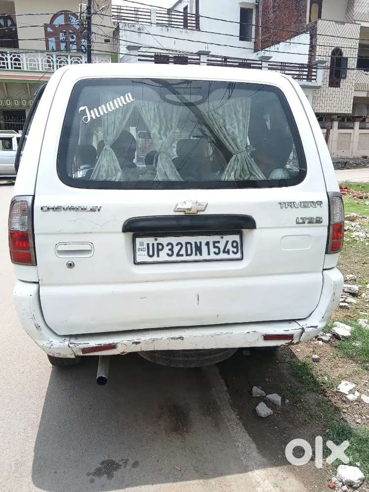 Toyota Qualis Diesel Automatic 2012