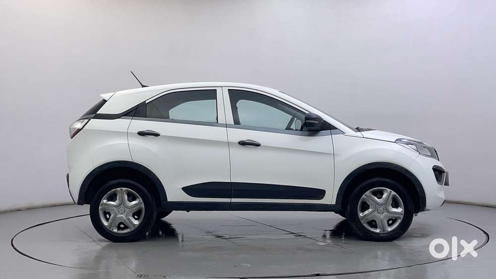 Tata Nexon 1.2 Revotron Xm, 2019, Petrol