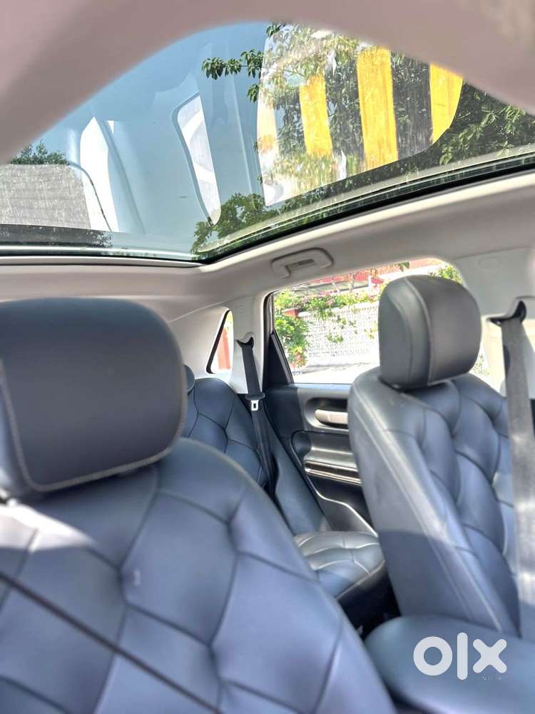 Mg Windsor Ev Essence, 2024, Electric