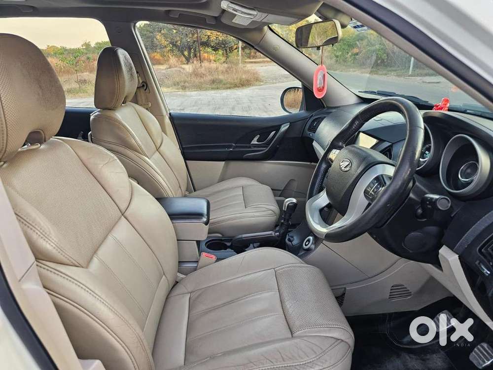 Xuv 500 W10