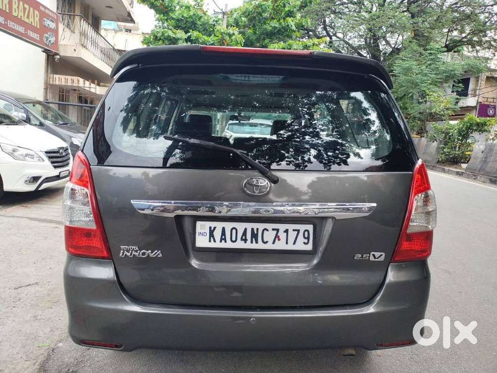 Toyota Innova 2.5 Vx (diesel) 8 Seater, 2012, Diesel