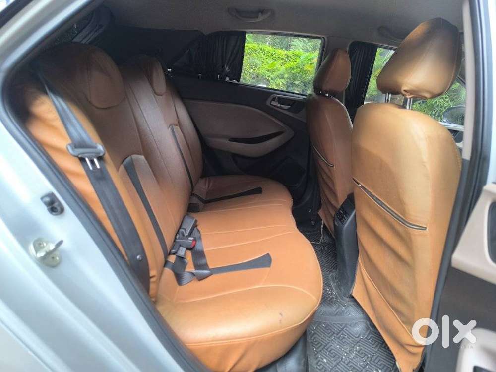 Hyundai Elite I20 1.2magna Executive At, 2018, Petrol