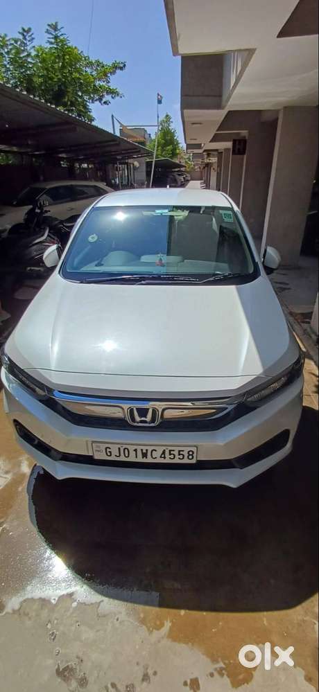 Honda Amaze -petrol 29 Km Running  Good Condition