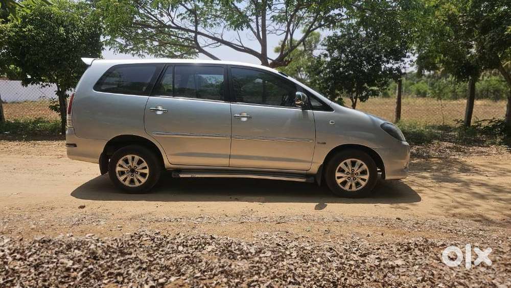 Toyota Innova 2.5 Vx 7 Str, 2010, Diesel