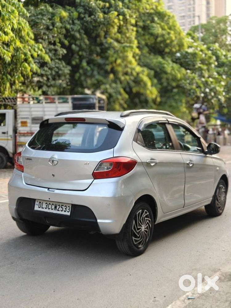 Tata Tiago 1.2 Revotron Xt (o), 2017, Petrol