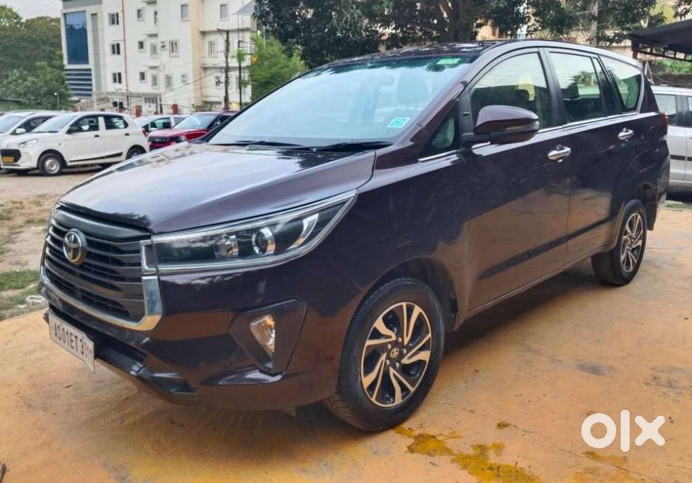 Toyota Innova Crysta 2.4 V, 2021