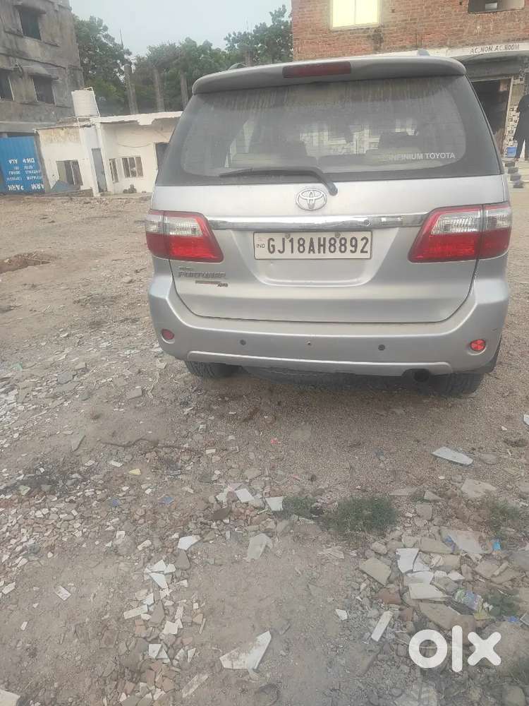 Toyota Fortuner 2010
