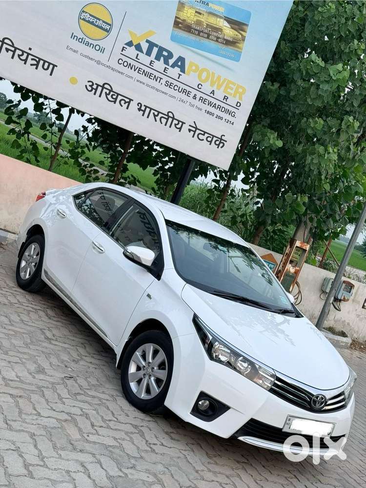 Just 22000 Km Driven 2014 Toyota Corolla Altis 2