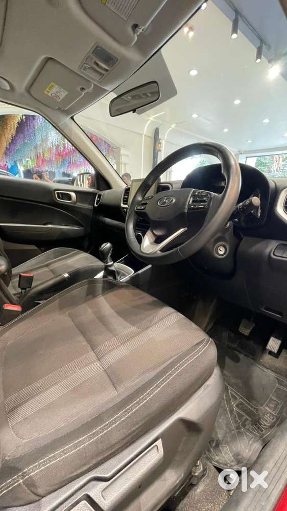 Hyundai Venue S Turbo, 2021, Petrol