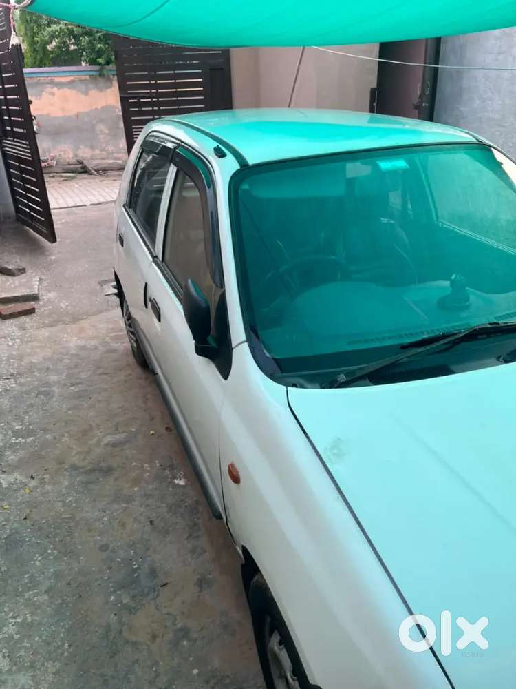 Maruti Suzuki Alto 2009 Brand New Tyre New Battery New Seat Cover