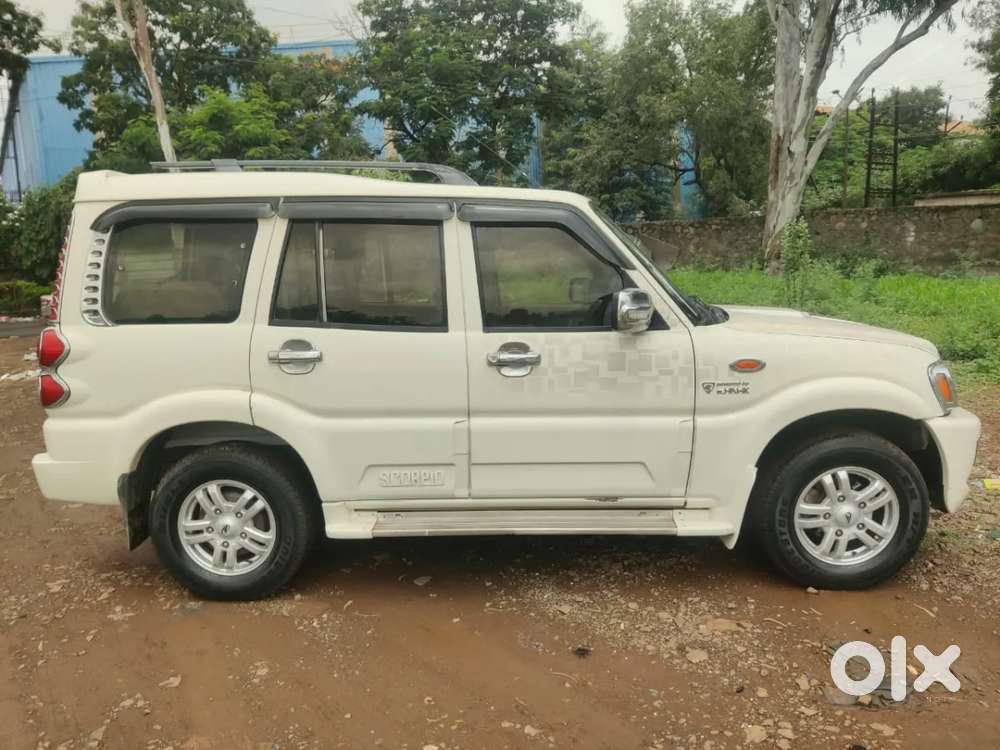 Mahindra Scorpio Vlx 2wd Bsiv, 2013, Diesel