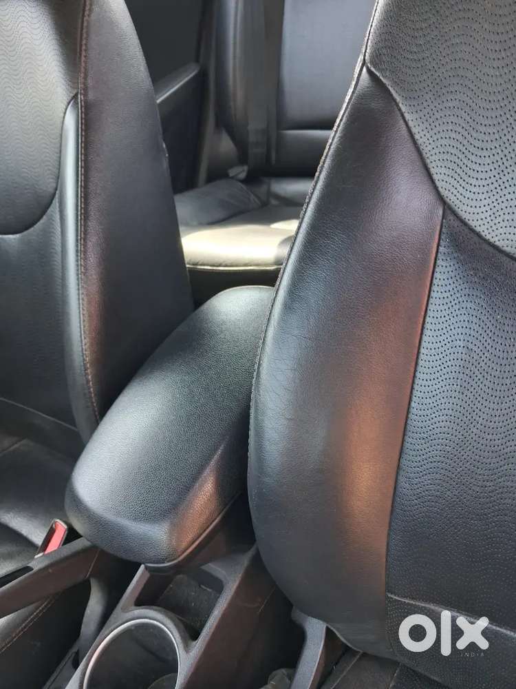 Hyundai New Elantra 2015 Diesel 107000 Km Driven