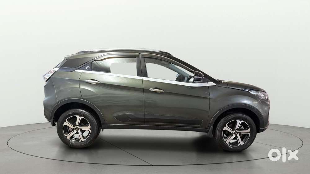 Tata Nexon 1.2 Revotron Xz Plus, 2023, Petrol