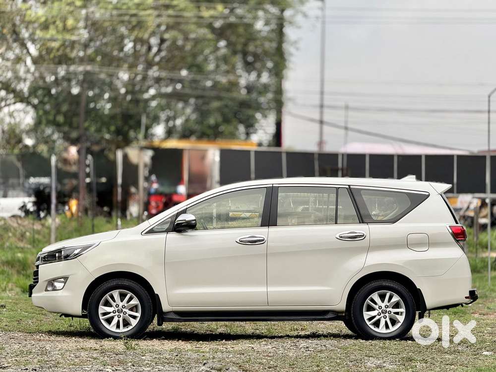 Toyota Innova Crysta 2.4 V 7 Str, 2019, Diesel