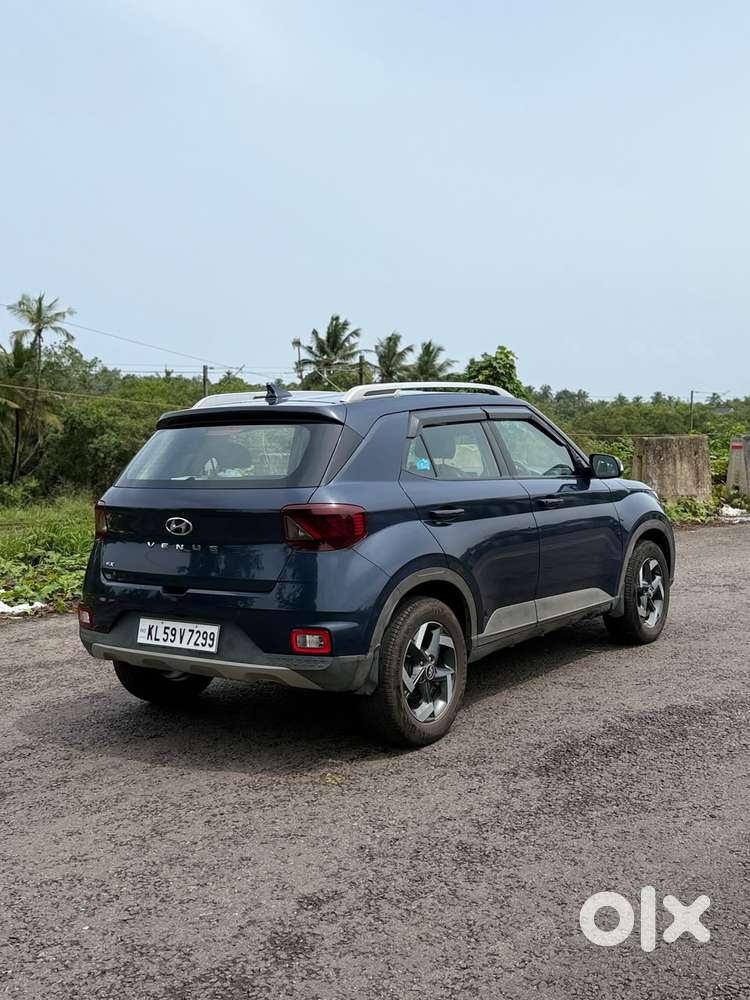 Hyundai Venue Sx (o) Mt 1.5 Diesel, 2020, Diesel