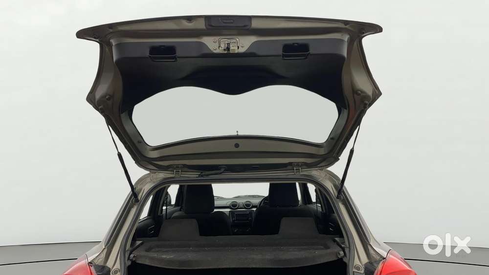 Maruti Suzuki Swift Amt Vxi, 2018, Petrol