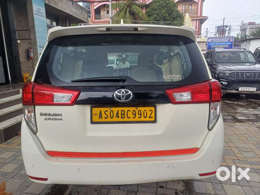Toyota Innova Crysta 2.4 G Mt 7 Str, 2023