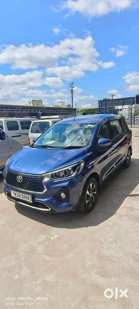 Toyota Rumion V Mt, 2023, Petrol