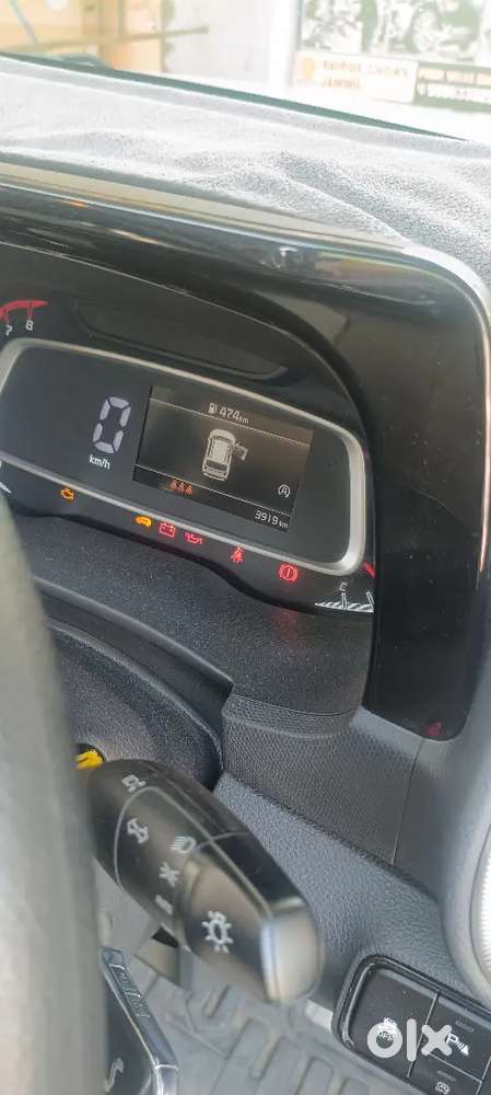 Kia Sonet 2025 Petrol 3600 Km Driven