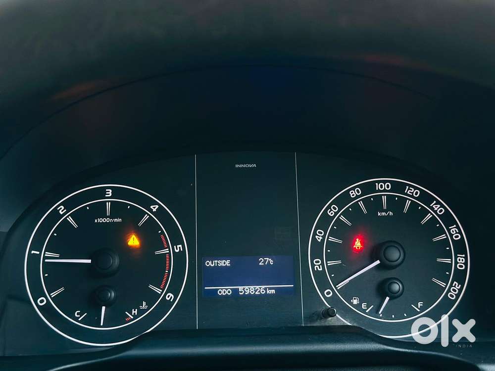 Toyota Innova Crysta [2020-ongoing] 2.4 Gx 7 Str, 2023, Diesel