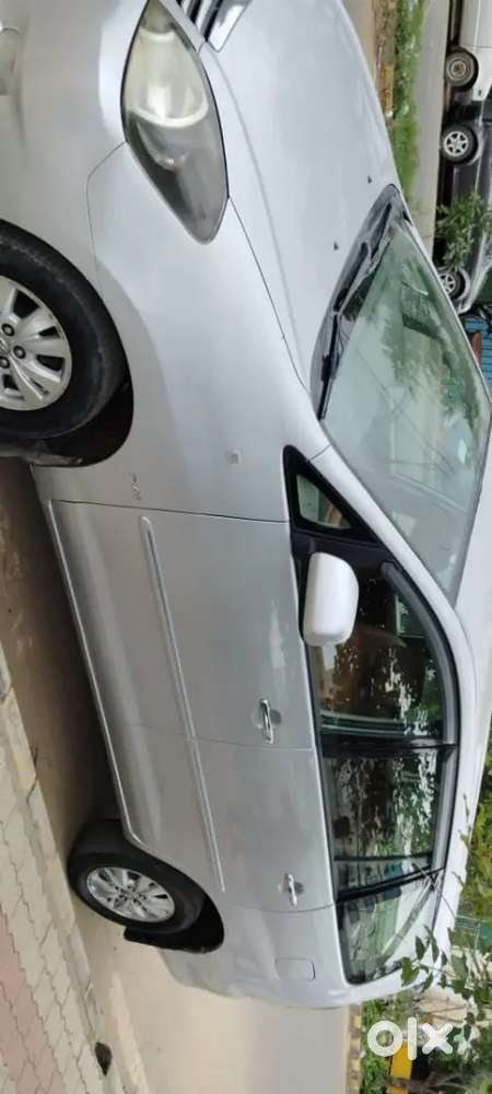 Toyota Innova Vx 7 Petrol Manual 2009
