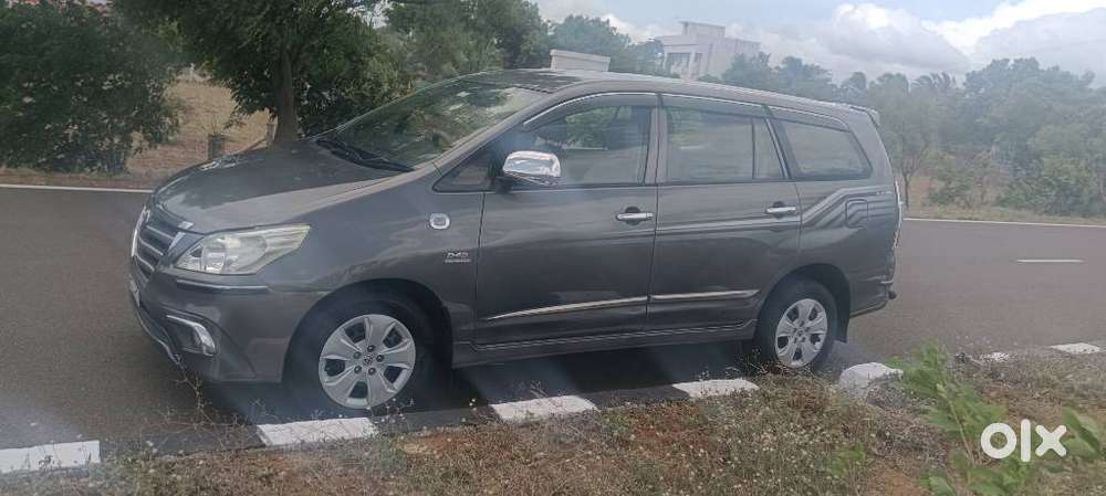 Toyota Innova, 2014