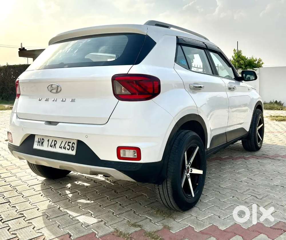 Hyundai Venue Diesel 2020 Edition New Allowy
