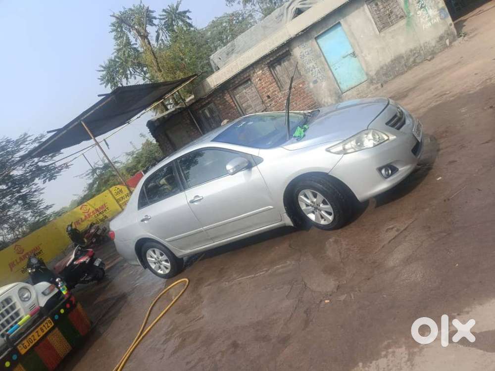 Toyota Corolla Altis 2010 Petrol 97000 Km Driven