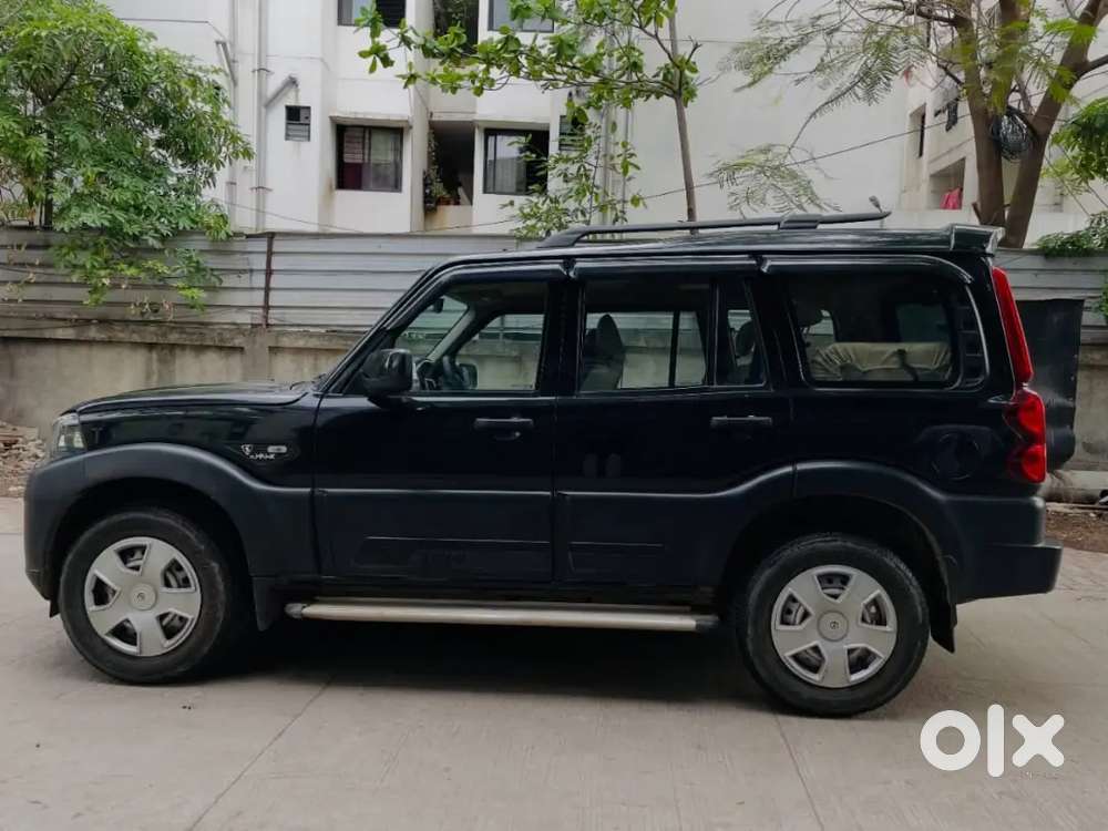 Mahindra Scorpio Classic 2022 Variant Mt