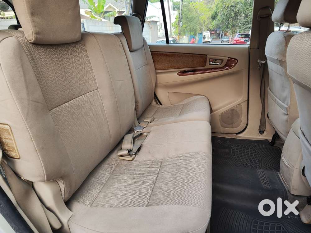 Toyota Innova 2.5 Vx 8 Str Bs-iii, 2008, Diesel