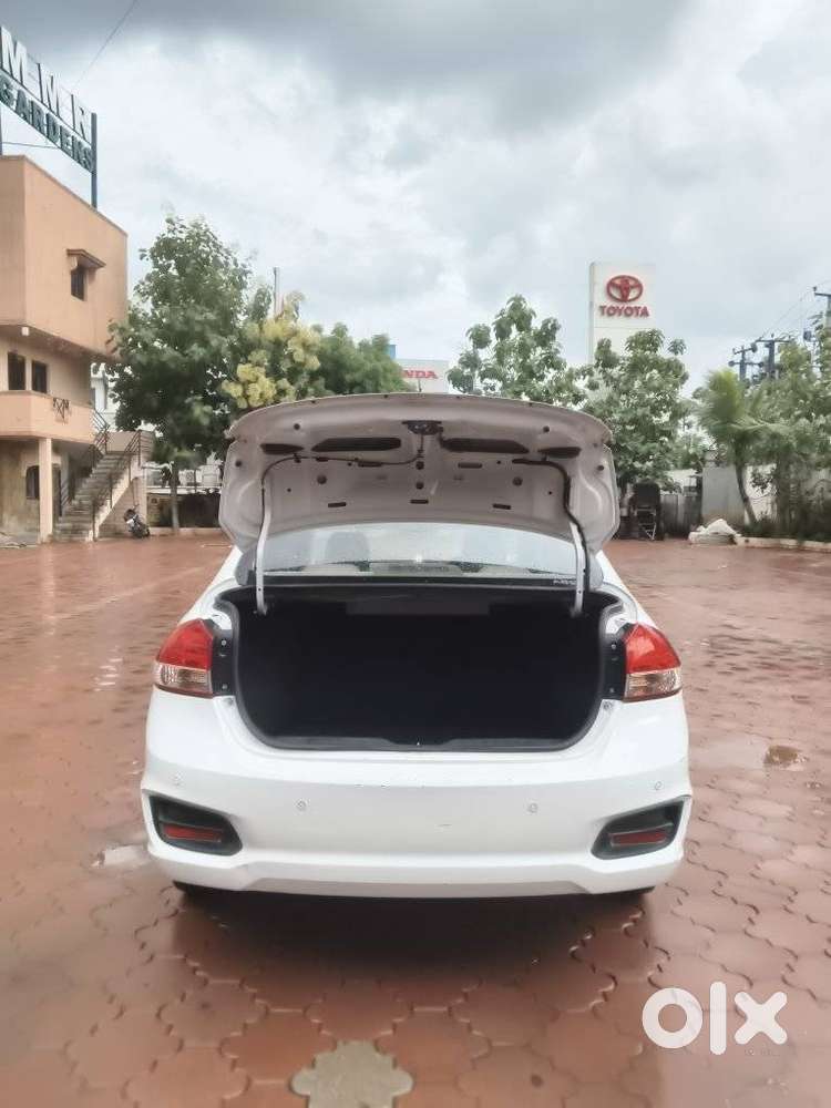 Maruti Suzuki Ciaz Zxi, 2015, Petrol